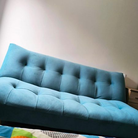 Spacious Double Bedroom With Private Toilet And Shared Kitchen With On Premesis Parking Oldbury (West Midlands) Exterior foto